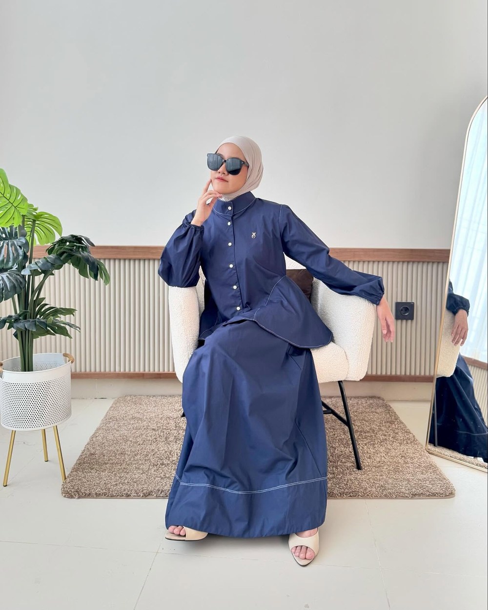 Alesha Peplum Set Navy
