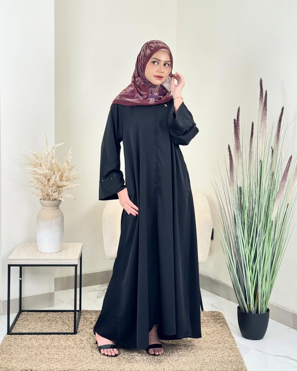 Malika Basic Abaya